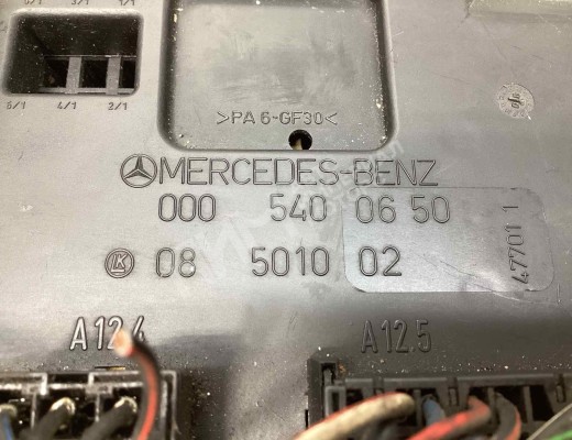 Блок предохранителей Mercedes Sprinter I (W901-905) 1995-2006  Mercedes Sprinter Sprinter I (W901-905) 1995-2006
