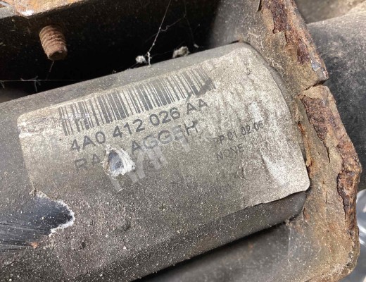Кулак поворотный правый Audi A6 C4 (4A) 1994-1997  Audi A6 A6 C4 (4A) 1994-1997