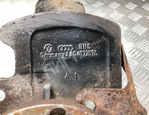 Кулак поворотный левый Audi A6 C4 (4A) 1994-1997  Audi A6 A6 C4 (4A) 1994-1997