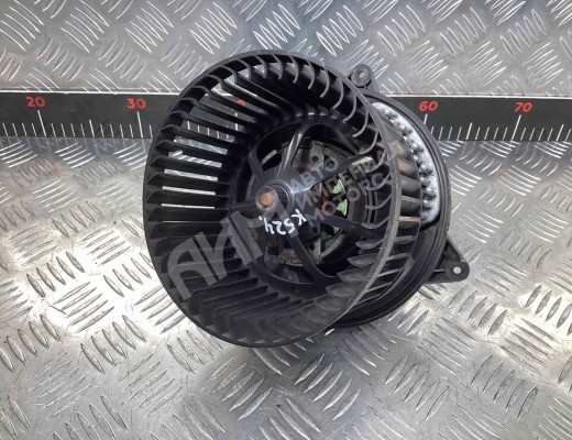 Моторчик печки Ford Mondeo III 2003-2007 рестайлинг  Ford Mondeo Mondeo III 2003-2007 рестайлинг
