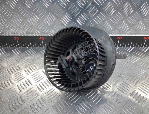 Моторчик печки Volkswagen Passat B6 (3C) 2005-2010  Volkswagen Passat Passat B6 (3C) 2005-2010
