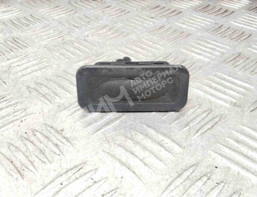 Кнопка открытия багажника Renault Scenic II (JM) 2003-2006  Renault Scenic Scenic II (JM) 2003-2006
