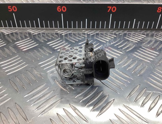 Реле вентилятора Opel Astra G 1998-2004  Opel Astra Astra G 1998-2004