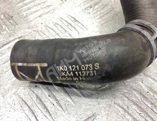Патрубок (трубопровод, шланг) Volkswagen Golf V (1K) 2004-2009  Volkswagen Golf Golf V (1K) 2004-2009
