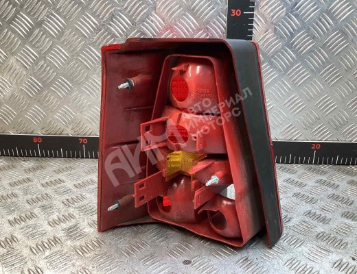 Фонарь задний правый Volkswagen Bora (1J) 1998-2005  Volkswagen Bora Bora (1J) 1998-2005