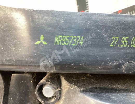 Фонарь задний правый Mitsubishi Colt VI (Z30) 2004-2008  Mitsubishi Colt Colt VI (Z30) 2004-2008
