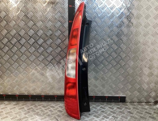 Фонарь задний левый Mitsubishi Colt VI (Z30) 2004-2008  Mitsubishi Colt Colt VI (Z30) 2004-2008