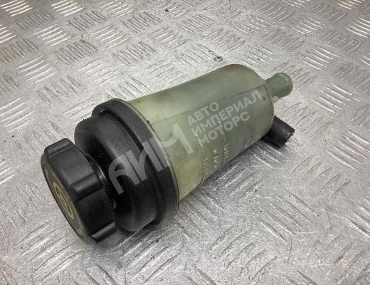 Бачок гидроусилителя Ford Focus II 2008-2011 рестайлинг  Ford Focus Focus II 2008-2011 рестайлинг
