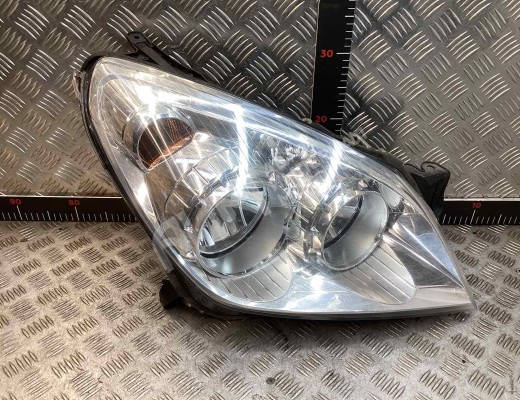 Фара правая Opel Astra H 2007-2010 рестайлинг  Opel Astra Astra H 2007-2010 рестайлинг