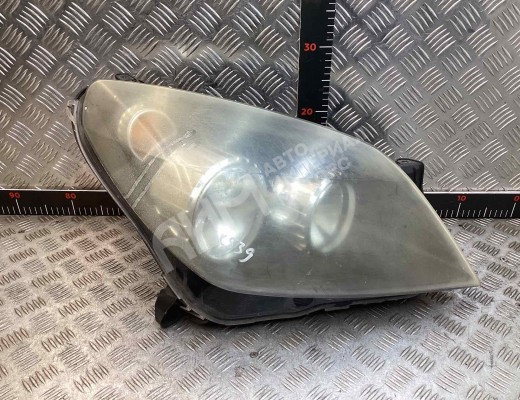 Фара правая Opel Astra H 2004-2007  Opel Astra Astra H 2004-2007