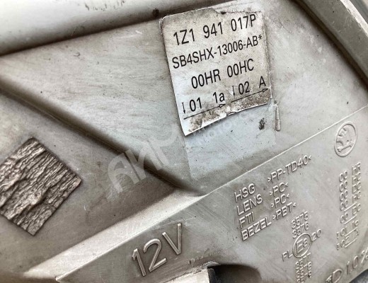 Фара левая Skoda Octavia A5 (1Z) 2004-2008  Skoda Octavia Octavia A5 (1Z) 2004-2008