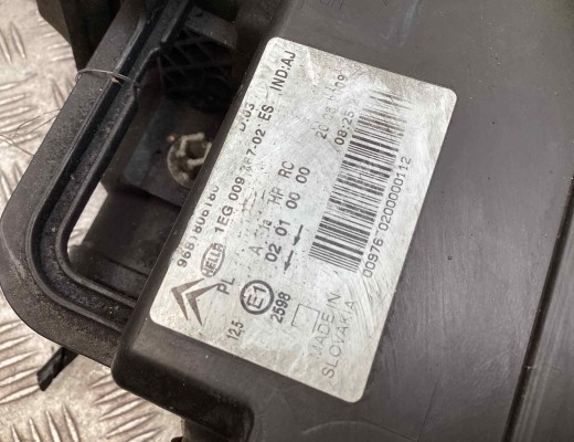 Фара правая Citroen C3 Picasso 2009-2012  Citroen C3 Picasso C3 Picasso 2009-2012