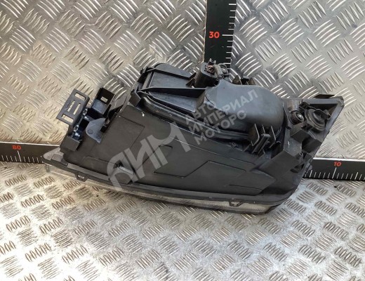 Фара правая Ford Mondeo III 2003-2007 рестайлинг  Ford Mondeo Mondeo III 2003-2007 рестайлинг