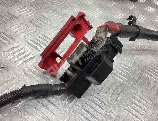 Плюсовой провод аккумулятора Ford Transit 2000-2006  Ford Transit Transit 2000-2006