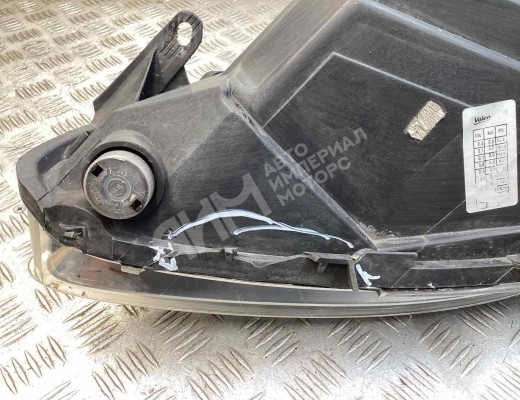 Фара правая Opel Corsa D 2006-2010  Opel Corsa Corsa D 2006-2010