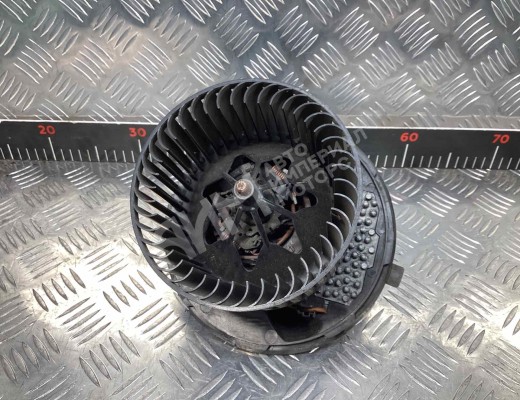 Моторчик печки Volkswagen Passat B6 (3C) 2005-2010  Volkswagen Passat Passat B6 (3C) 2005-2010