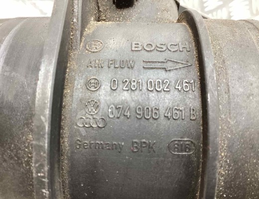 Расходомер воздуха Audi A4 B6 (8EC, 8E5) 2000-2004  Audi A4 A4 B6 (8EC, 8E5) 2000-2004