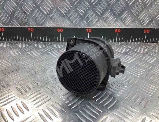 Расходомер воздуха Volkswagen Passat B7 (362, 365) 2010-2015  Volkswagen Passat Passat B7 (362, 365) 2010-2015