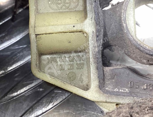 Кронштейн радиатора Volkswagen Polo IV (9N) 2001-2005  Volkswagen Polo Polo IV (9N) 2001-2005