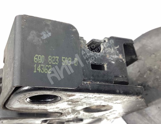 Замок капота Volkswagen Polo IV (9N) 2001-2005  Volkswagen Polo Polo IV (9N) 2001-2005