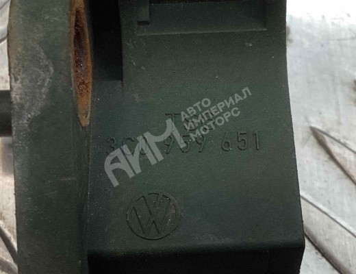 Датчик удара Volkswagen Passat B6 (3C) 2005-2010  Volkswagen Passat Passat B6 (3C) 2005-2010