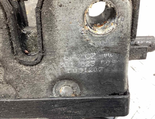 Замок капота Volkswagen Passat B6 (3C) 2005-2010  Volkswagen Passat Passat B6 (3C) 2005-2010