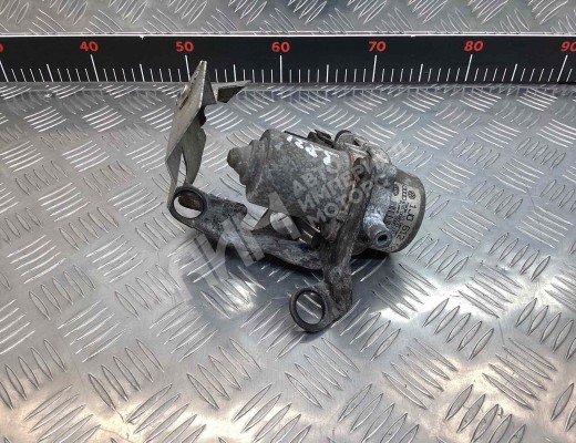 Насос вакуумный Volkswagen Golf IV (1J) 1997-2004  Volkswagen Golf Golf IV (1J) 1997-2004