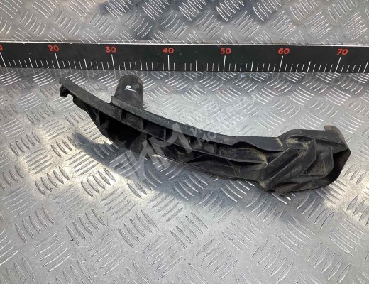 Кронштейн крепления бампера переднего Volkswagen Golf V (1K) 2004-2009  Volkswagen Golf Golf V (1K) 2004-2009