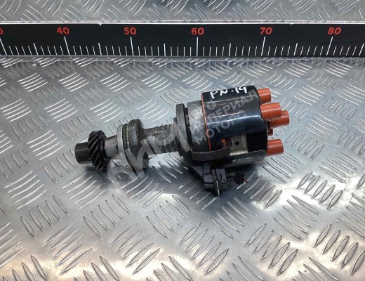Распределитель зажигания (трамблёр) Volkswagen Polo IV (9N) 2001-2005  Volkswagen Polo Polo IV (9N) 2001-2005