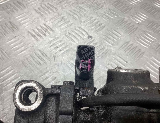 Компрессор кондиционера Audi A6 C6 (4F) 2004-2008  Audi A6 A6 C6 (4F) 2004-2008