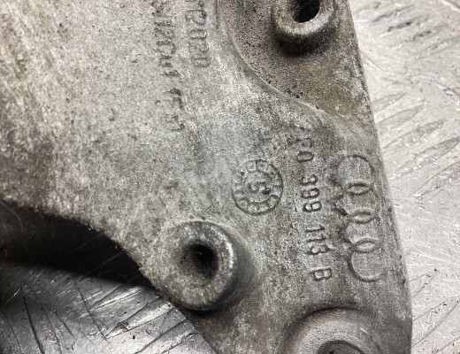 Кронштейн КПП Audi A6 C6 (4F) 2004-2008  Audi A6 A6 C6 (4F) 2004-2008