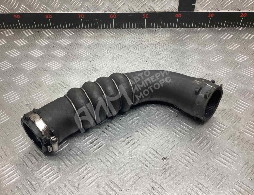 Патрубок интеркулера Audi A6 C6 (4F) 2004-2008  Audi A6 A6 C6 (4F) 2004-2008