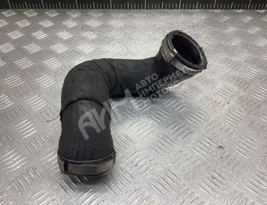 Патрубок интеркулера Audi A6 C6 (4F) 2004-2008  Audi A6 A6 C6 (4F) 2004-2008