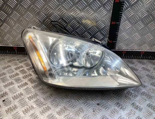 Фара правая Ford C-Max I (C214) 2003-2007  Ford C-Max C-Max I (C214) 2003-2007