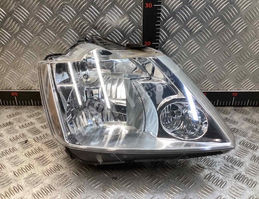 Фара правая Renault Modus 2004-2012  Renault Modus Modus 2004-2012