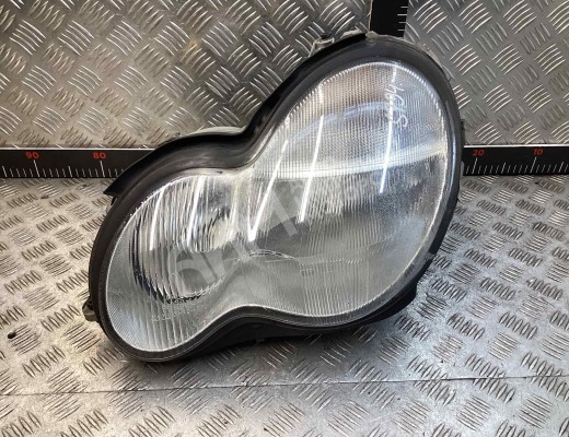 Фара левая Mercedes C (W203) 2000-2004  Mercedes C C (W203) 2000-2004
