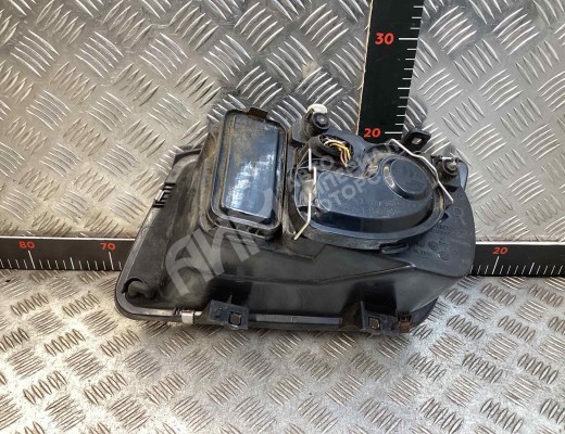 Фара правая Volkswagen Bora (1J) 1998-2005  Volkswagen Bora Bora (1J) 1998-2005