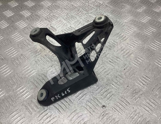 Кронштейн крепления троса КПП Skoda Octavia A5 (1Z) 2004-2008  Skoda Octavia Octavia A5 (1Z) 2004-2008