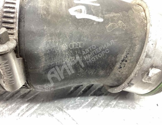 Патрубок интеркулера Skoda Octavia A5 (1Z) 2004-2008  Skoda Octavia Octavia A5 (1Z) 2004-2008