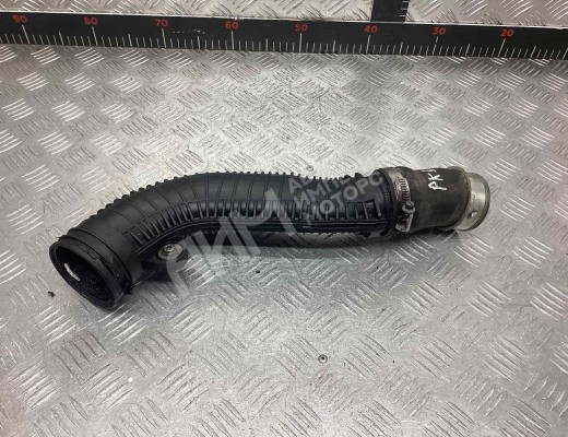 Патрубок интеркулера Skoda Octavia A5 (1Z) 2004-2008  Skoda Octavia Octavia A5 (1Z) 2004-2008