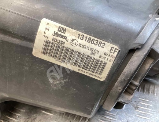 Фара правая Opel Corsa D 2006-2010  Opel Corsa Corsa D 2006-2010