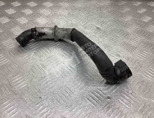 Патрубок отопителя (печки) Audi A3 II (8P) 2005-2008 рестайлинг  Audi A3 A3 II (8P) 2005-2008 рестайлинг