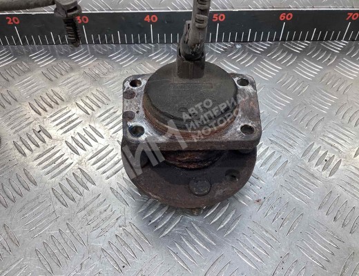Ступица задняя правая Ford Mondeo III 2003-2007 рестайлинг  Ford Mondeo Mondeo III 2003-2007 рестайлинг