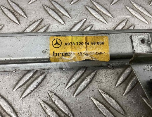 Стеклоподъемник передний правый Mercedes Atego I 1998-2012  Mercedes Atego Atego I 1998-2012