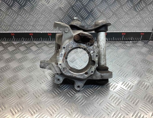Кулак поворотный правый BMW X5 (E53) 2003-2006 рестайлинг  BMW X5 X5 (E53) 2003-2006 рестайлинг