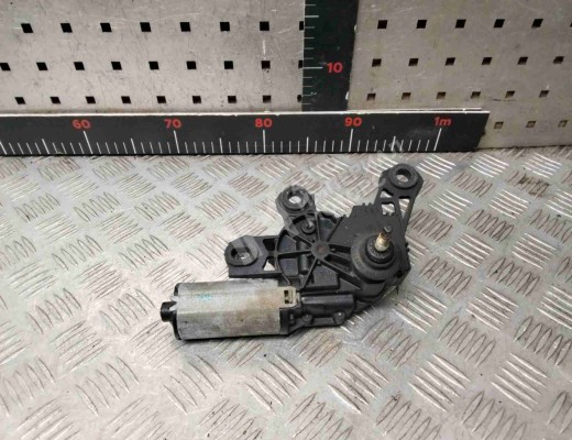 Моторчик заднего стеклоочистителя (дворника) Audi A3 I (8L) 1996-2000  Audi A3 A3 I (8L) 1996-2000