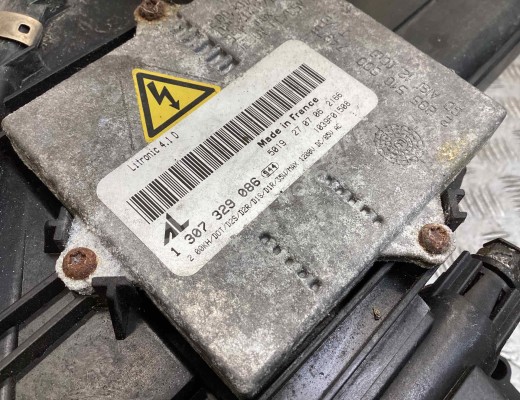 Фара правая Mazda 6 I (GG) 2002-2005  Mazda 6 6 I (GG) 2002-2005