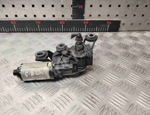 Моторчик заднего стеклоочистителя (дворника) Audi A4 B6 (8EC, 8E5) 2000-2004  Audi A4 A4 B6 (8EC, 8E5) 2000-2004