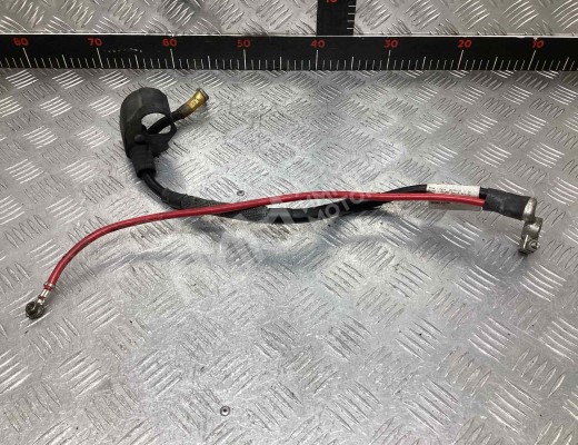 Клемма аккумулятора плюс Volkswagen Golf V (1K) 2004-2009  Volkswagen Golf Golf V (1K) 2004-2009
