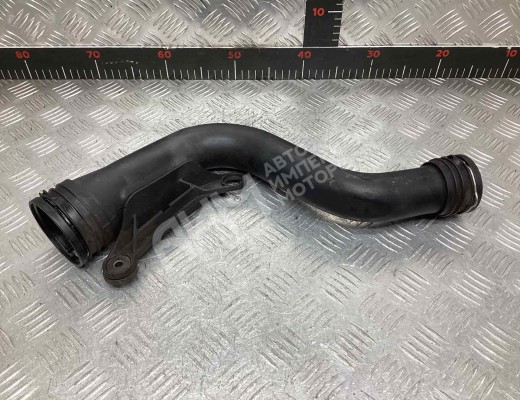 Патрубок интеркулера Volkswagen Touran I (1T) 2003-2006  Volkswagen Touran Touran I (1T) 2003-2006